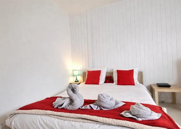 Appartement 5 Mins To Train Station - Free Parking - Disneyland - Escapade Perchee